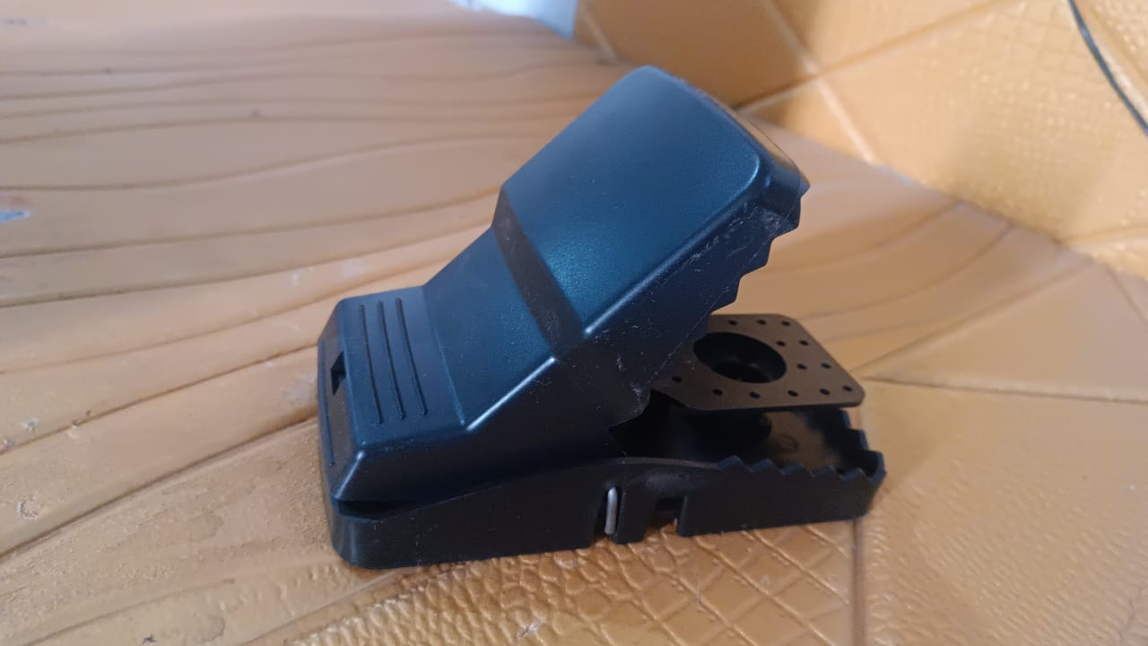 Big Mouse trap with extremely highly sensitive trigger mechanism (1 Pc) Big Mouse trap with extremely highly sensitive trigger mechanism (1 Pc)